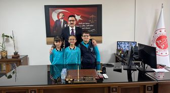 Merzifon Cumhuriyet Başsavcısı Akkaya, koltuğunu öğrencilere devretti