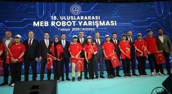 Milli Eğitim Bakanı Tekin, Antalya'daki 'Robot Yarışması'nda konuştu Açıklaması
