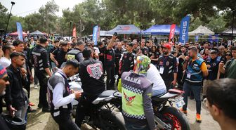 Motosiklet tutkunları Adana'daki motofestte bir araya geldi