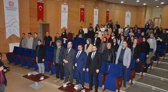 Muş'ta 'İran'da Neler Oluyor?' konulu panel düzenlendi