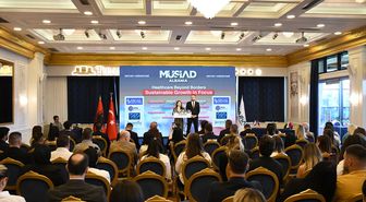 MÜSİAD Arnavutluk Şubesi, Tiran'da sağlık forumu düzenledi