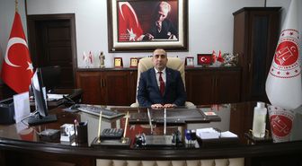 Niğde'de hükümlüler huzurevi sakinlerinin gönüllü kuaförü oldu