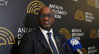 Ruanda Dışişleri Bakanı Nduhungirehe'den, ülkesindeki Türk şirketlerinin altyapı yatırımlarına övgü Açıklaması