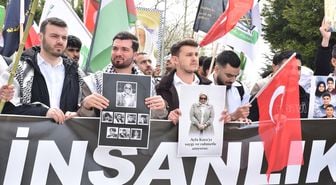 Sakarya'da üniversite öğrencileri Filistin'e destek yürüyüşü düzenledi