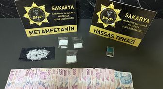 Sakarya'da uyuşturucu operasyonlarında 2 zanlı tutuklandı