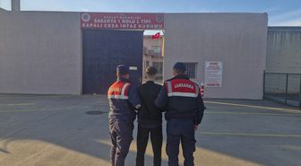 Sakarya'da uyuşturucu satarken suç üstü yakalanan şüpheli tutuklandı
