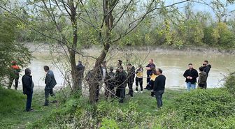 Sakarya Nehri'nde kaybolan çocuk için arama çalışması başlatıldı