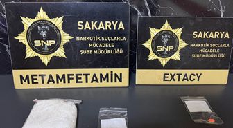 Sakarya'ya il dışından uyuşturucu sevkiyatı yapan 3 zanlı tutuklandı