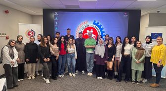 Samsun'da gençler AB fırsatlarıyla buluştu