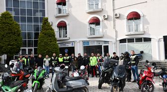Samsun'da motosiklet sürücülerinden '23 Nisan' turu