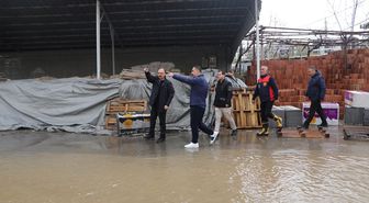 Siirt ve Kurtalan'da sağanak hayatı olumsuz etkiledi