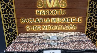 Sivas'ta uyuşturucu operasyonunda yakalanan 5 şüpheliden 2'si tutuklandı