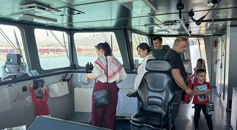 TCG Karpaz ve TCSG Yaşam gemileri Hatay'da ziyarete açıldı