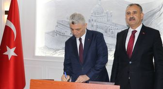 Ticaret Bakanı Bolat, Ağrı Ticaret ve Sanayi Odası'nda konuştu Açıklaması