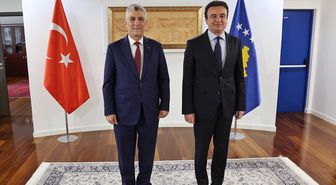 Ticaret Bakanı Bolat, Kosova Başbakanı Kurti ile görüştü