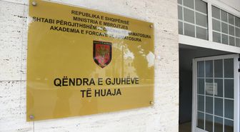 TİKA, Arnavutluk Silahlı Kuvvetler Akademisi Yabancı Dil Laboratuvarı'nın donanımını sağladı