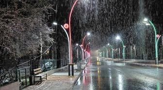 Tokat'ın Başçiftlik ilçesinde kar yağışı etkili oluyor