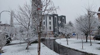 Tokat'ın ilçelerinde kar yağışı etkili oluyor