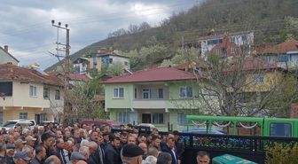 Tokat'taki motosiklet kazasında hayatını kaybeden kişinin cenazesi defnedildi