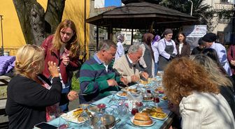 Trabzon'a yurt dışından gelen ekibe Karadeniz yemekleri tanıtıldı