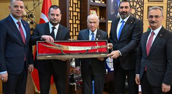 Trabzonspor Kulübü Başkanı Doğan, MHP Genel Başkanı Bahçeli'yi ziyaret etti