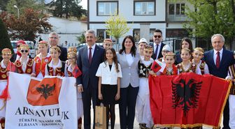 Trakya'da 23 Nisan Ulusal Egemenlik ve Çocuk Bayramı törenlerle kutlandı