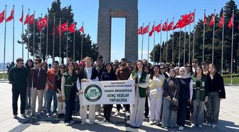 Trakya Üniversitesi öğrenci topluluklarından Çanakkale'ye tarih gezisi