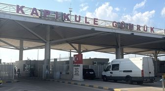 Türkiye'deki çifte vatandaşlar seçim için Bulgaristan'a gidiyor