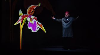 Türkiye turnesindeki 'Firavunla Yüz Yüze' tiyatro oyunu Karabük'te sahnelendi