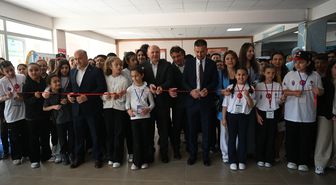 Uluslararası Edirne Akmercan Anadolu İmam Hatip Lisesinde bilim fuarı düzenlendi