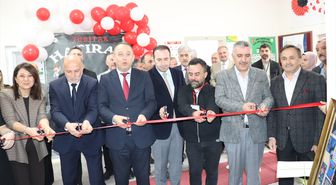 Ünye'de TÜBİTAK 4006 Bilim Fuarı Açıldı: Özel Öğrencilerin Projeleri Sergileniyor