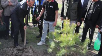 Vali Taşolar, liseli Muhammed Deniz'in isteğine duyarsız kalmadı