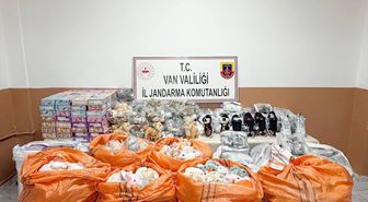 Van'da gümrük kaçağı eşya ele geçirildi