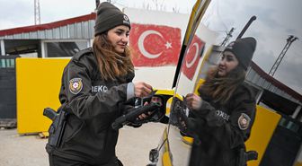 Van'ın tek kadın bekçisi şehit babasının izinden gidiyor