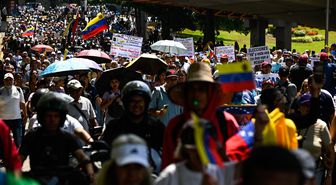 Venezuela'da sendikalar, maaş artışı talebiyle hükümeti protesto etti