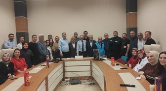 Vezirköprü Devlet Hastanesinde emekli personele veda programı düzenlendi