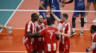 Voleybol: SMS Grup Efeler Ligi play-off 3-4 etabı