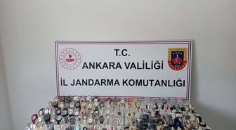 Ankara'da 3,2 milyon liralık kaçak saat ele geçirildi