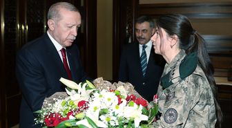 Cumhurbaşkanı Erdoğan, Bakan Çiftçi ve polisleri kabul etti
