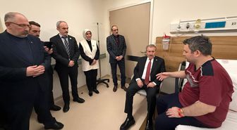 Destici, kaza geçiren Kaymakam Kurt'u hastanede ziyaret etti