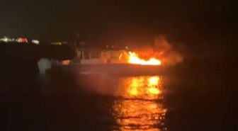 Kadıköy'de yangın çıkan tekneden tahliye anlarının görüntüleri ortaya çıktı