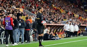 Trendyol Süper Lig: Göztepe: 0 Galatasaray: 2 (İlk yarı)