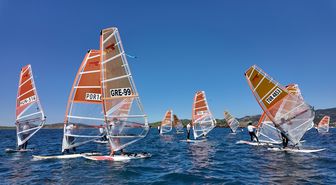 Windsurf Techno 293 Dünya Şampiyonası Foça'da devam ediyor