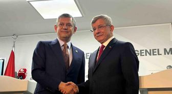 CHP Genel Başkanı Özel: 'Türkiye'de Davutoğlu'nun Başbakanlığı döneminde çok kritik bir süreç yaşandı'