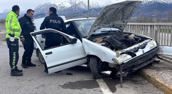 Erzincan'da trafik kazası: 2 yaralı