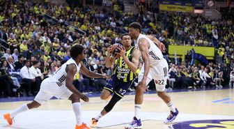 Euroleague: Fenerbahçe: 69 Real Madrid: 74