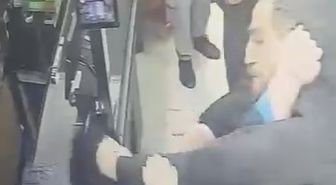 Pendik'te poşetini kontrol etmek isteyen kasiyeri darbeden müşteri tutuklandı / Ek bilgi