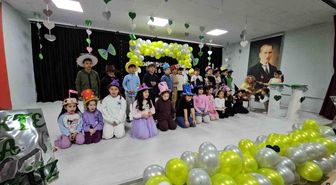 Zonguldak'ta miniklerden renkli mesaj, şapkalarıyla empati vurgusu yaptılar