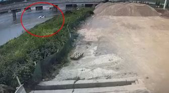 Karacabey'de Aracı ve Babaoğlu'nun Cansız Bedeni Çıkartıldı