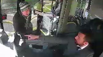 Otobüs şoförü yaptığı hareketle gönülleri fethetti